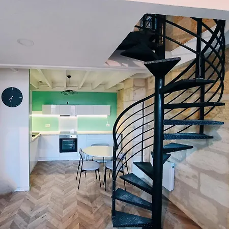 Superbe Duplex Daire Bordeaux
